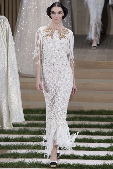 chanel sposa 2015|2015 Chanel spring dresses.